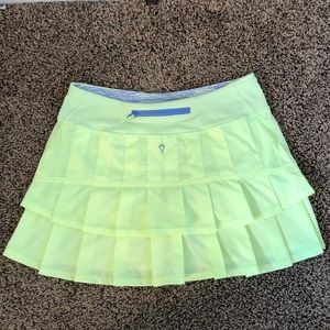 Girls green Ivivva tennis skirt